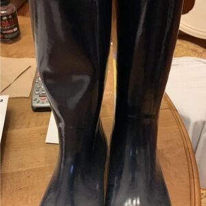 Dooney & Bourke Shiny Black Winter Boots